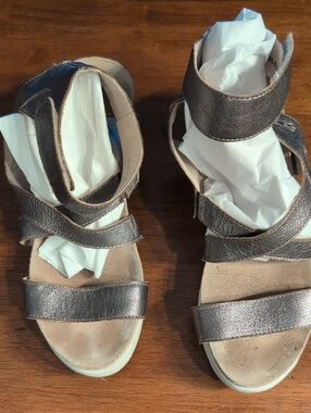 Fly London Metallic Pewter Strappy Sandals, US Size 11, EY size 41